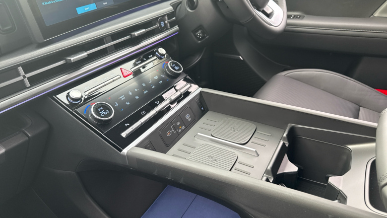 Hyundai SANTA FE 1.6 TGDi Hybrid Ultimate 5dr 4WD Auto Hybrid Estate